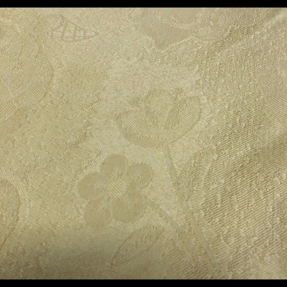 Easter Tablecloth - Picture 3 of 9